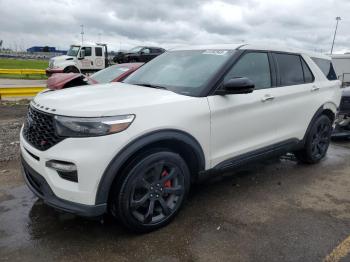  Salvage Ford Explorer