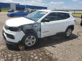  Salvage Jeep Compass