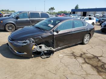  Salvage Chrysler 200