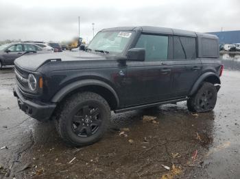  Salvage Ford Bronco
