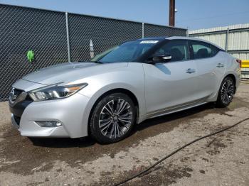  Salvage Nissan Maxima