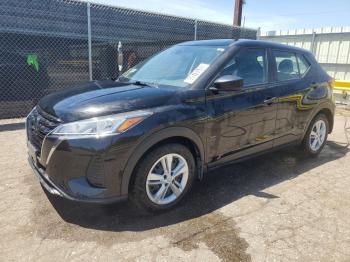  Salvage Nissan Kicks