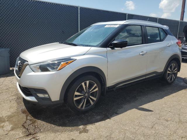  Salvage Nissan Kicks