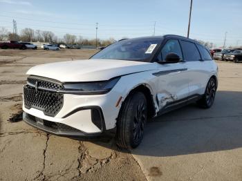  Salvage Lincoln Nautilus
