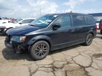  Salvage Dodge Caravan