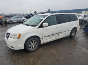  Salvage Chrysler Minivan