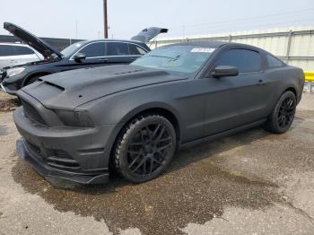  Salvage Ford Mustang