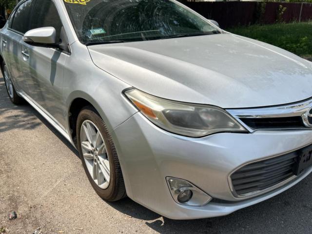  Salvage Toyota Avalon