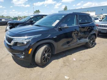  Salvage Kia Seltos