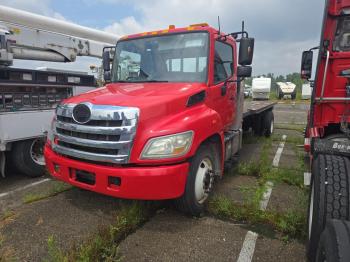  Salvage Hino 258 268