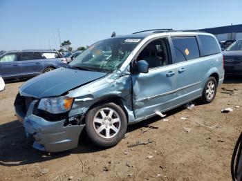  Salvage Chrysler Minivan