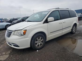  Salvage Chrysler Minivan