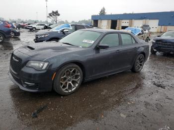  Salvage Chrysler 300