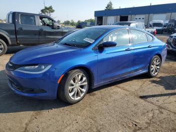  Salvage Chrysler 200