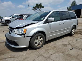  Salvage Dodge Caravan