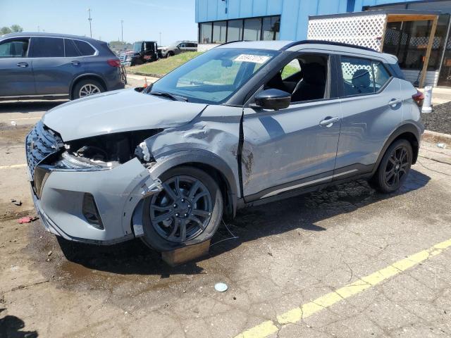  Salvage Nissan Kicks