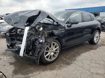  Salvage Porsche Macan