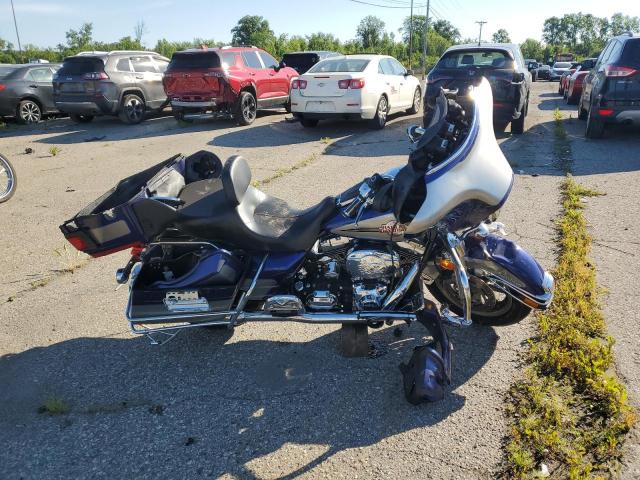  Salvage Harley-Davidson Fl