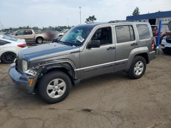  Salvage Jeep Liberty