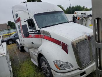  Salvage Kenworth T680