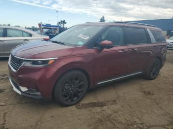  Salvage Kia Carnival