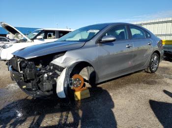  Salvage Kia Forte