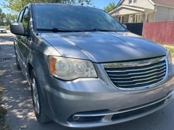 Salvage Chrysler Minivan