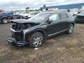  Salvage Cadillac Optiq Luxu
