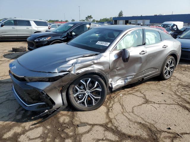  Salvage Toyota Crown Xle