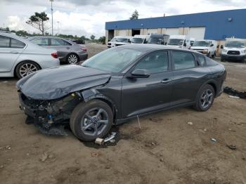  Salvage Kia K4 Lx