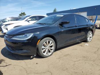  Salvage Chrysler 200