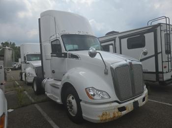  Salvage Kenworth T680