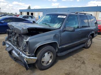  Salvage GMC Yukon