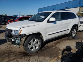  Salvage Jeep Grand Cherokee