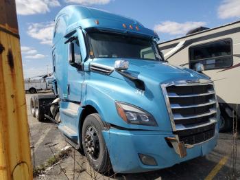 Salvage Freightliner Cascadia 126