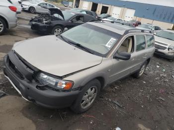  Salvage Volvo V70