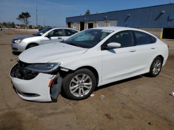 Salvage Chrysler 200