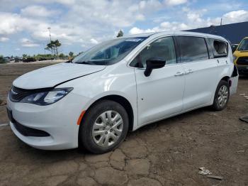  Salvage Chrysler Minivan