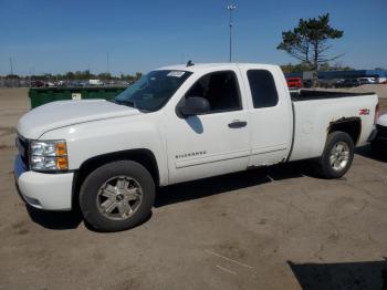  Salvage Chevrolet Silverado K1500 Lt