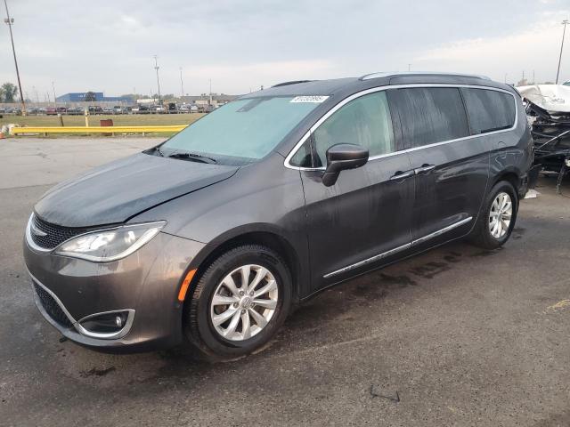  Salvage Chrysler Pacifica
