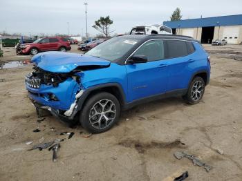  Salvage Jeep Compass