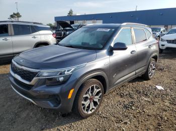  Salvage Kia Seltos
