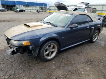  Salvage Ford Mustang