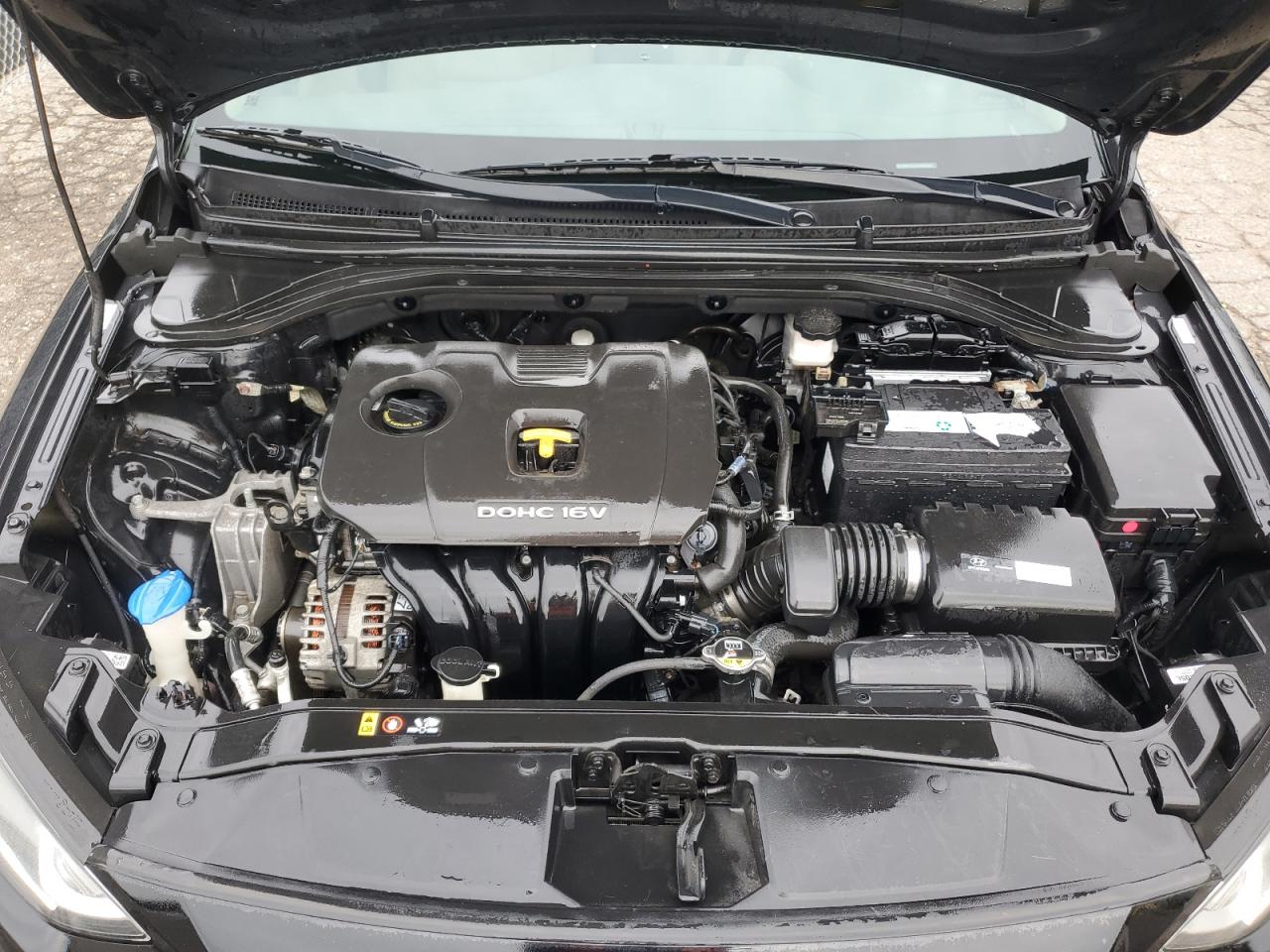 Hyundai ELANTRA Se Image 9