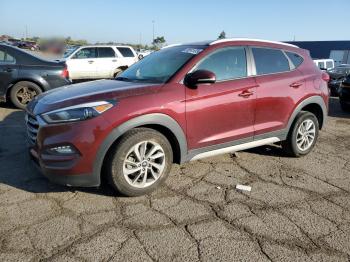  Salvage Hyundai TUCSON