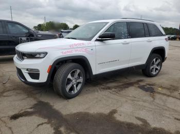  Salvage Jeep Grand Cherokee