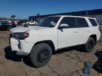  Salvage Toyota 4Runner