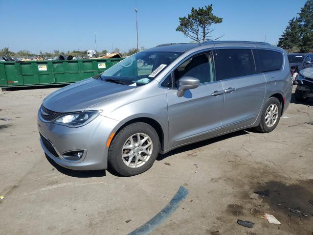  Salvage Chrysler Pacifica