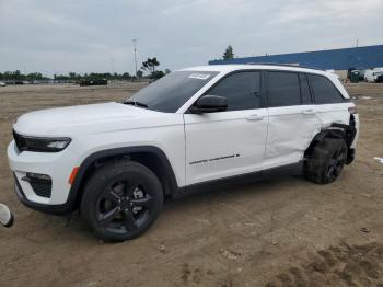  Salvage Jeep Grand Cherokee