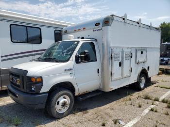  Salvage Ford Econoline E450 Super Duty